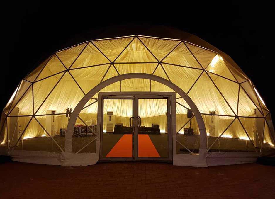 Dome tent with door